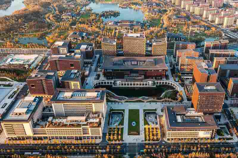  未来之城拔节生长；雄安新区创新实践，展现战略担当。 新闻