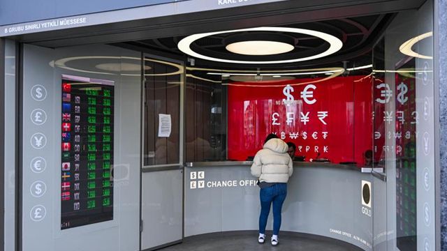  被汇率困住的挣扎与突围：构建全球化本币结算的战略防线 企业服务