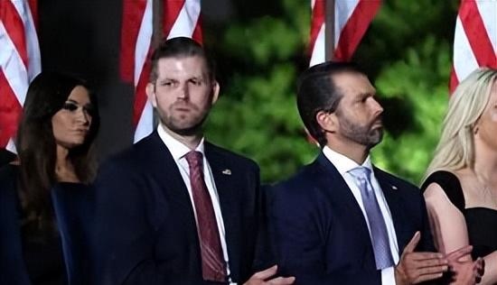 深探中东局势:从“的黎波里”号撤离看霸权背后的逻辑困局 新闻