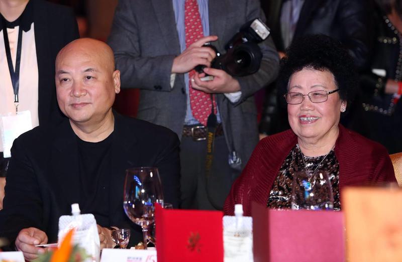 从紫檀世家的时光年轮看传统工艺的现代传承——一位企业家三十年的坚守与突破 文化旅游