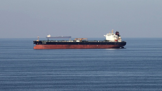  【地缘政治深度】霍尔木兹海峡：全球能源咽喉的博弈逻辑与投资信号 股票财经