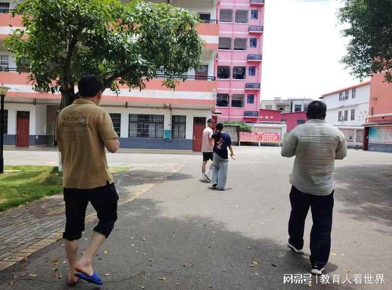 从蹲坑到马桶:一位父亲的择校「断舍离」复盘 教育招生