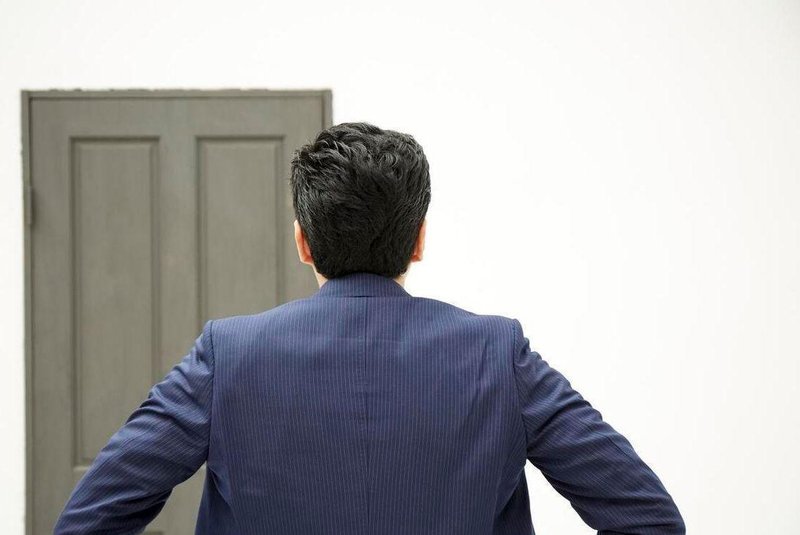 房产交易暗礁:县城婚房购买的法律风险与产权确认全流程解析 房产家居