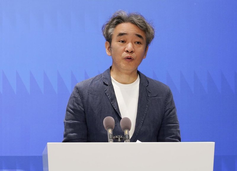 那个在画展里站了三个小时的老师,让我重新理解了“看见”这件事 文化旅游 那个在画展里站了三个小时的老师,让我重新理解了“看见”这件事 文化旅游